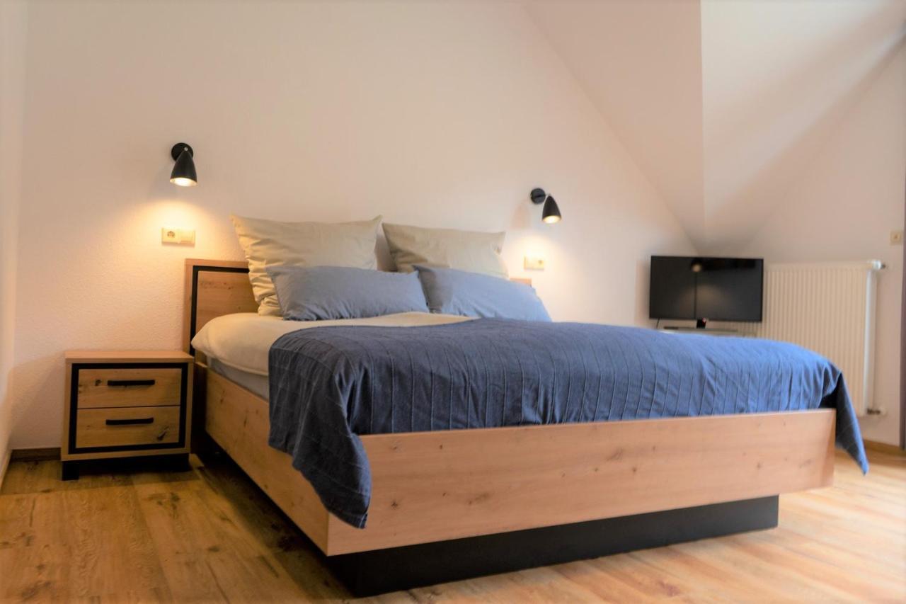Haus Moselliebe B&B Ediger-Eller Esterno foto
